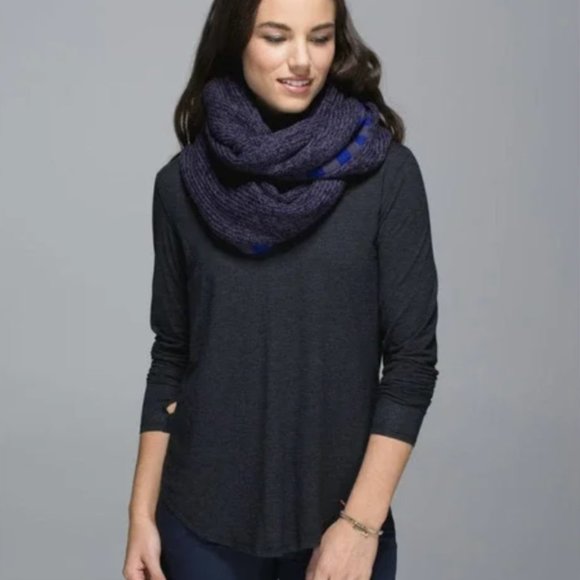 Lululemon Merino Wool Reversible Infinity Scarf Shawl - Picture 9 of 9